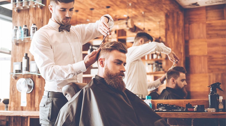 آرایشگر موفق چه کسی است؟ 
